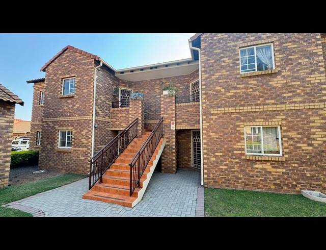 2 BEDROOM APARTMENT FOR SALE IN EQUESTRIA